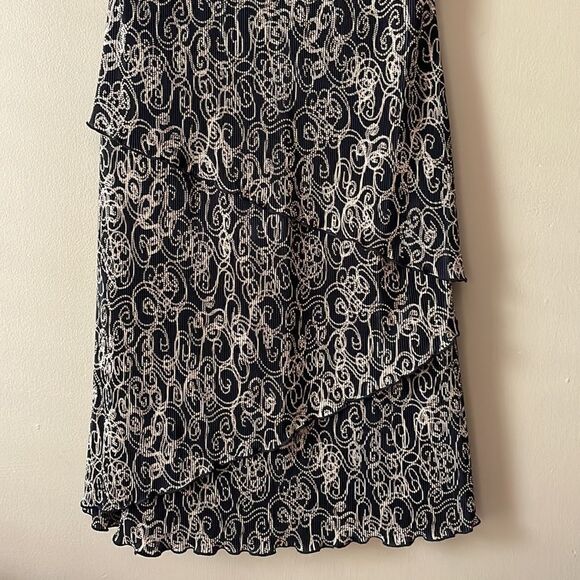 Connected Apparel Black & Gold Bodre Sheath Dress- Size 8 - Picture 6 of 10